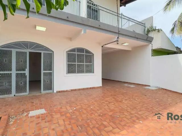 Casa / Sobrado para Venda em Cuiabá/MT Jardim Califórnia 5 Quartos