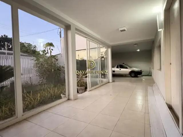 Casa / Sobrado para Venda em Cuiabá/MT Jardim Califórnia 3 Quartos