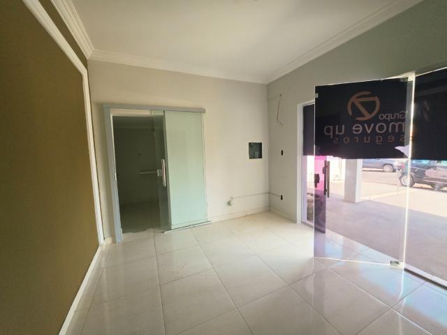 Casa / Sobrado para Venda em Cuiabá/MT Jardim Cuiabá 4 Quartos