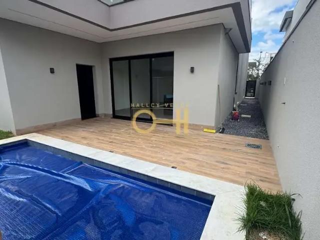 Casa / Sobrado para Venda em Cuiabá/MT Jardim Itália 4 Quartos
