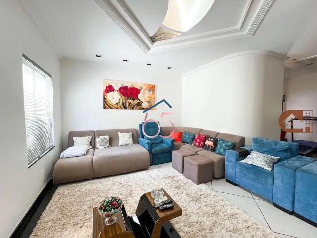 Casa / Sobrado para Venda em Cuiabá/MT Jardim Leblon 4 Quartos