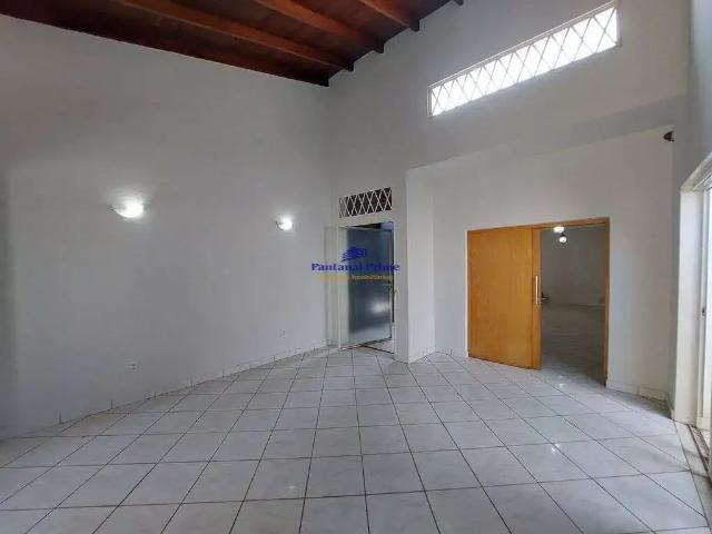 Casa / Sobrado para Venda em Cuiabá/MT Jardim Shangri La 3 Quartos