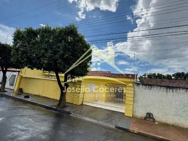 Casa / Sobrado para Venda em Cuiabá/MT Morada da Serra 3 Quartos