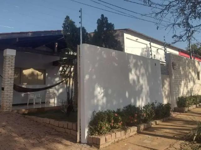 Casa / Sobrado para Venda em Cuiabá/MT Real Parque 4 Quartos