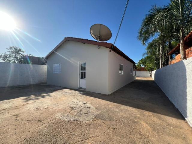 Casa / Sobrado para Locação em Cuiabá/MT Real Parque 2 Quartos