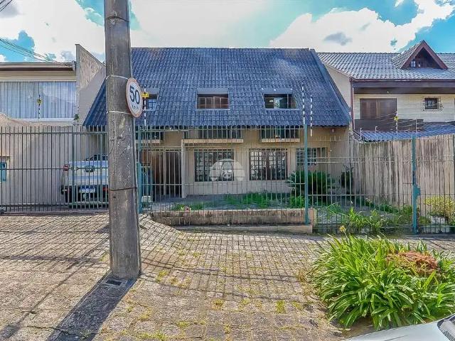 Casa / Sobrado para Venda em Curitiba/PR Mercês 4 Quartos