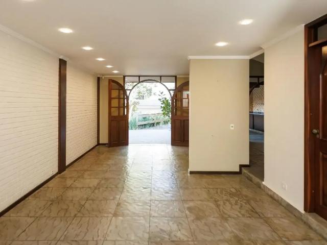 Casa / Sobrado para Venda em Curitiba/PR Mercês 4 Quartos