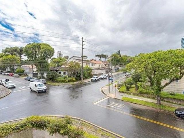 Casa / Sobrado para Venda em Curitiba/PR Mercês 5 Quartos