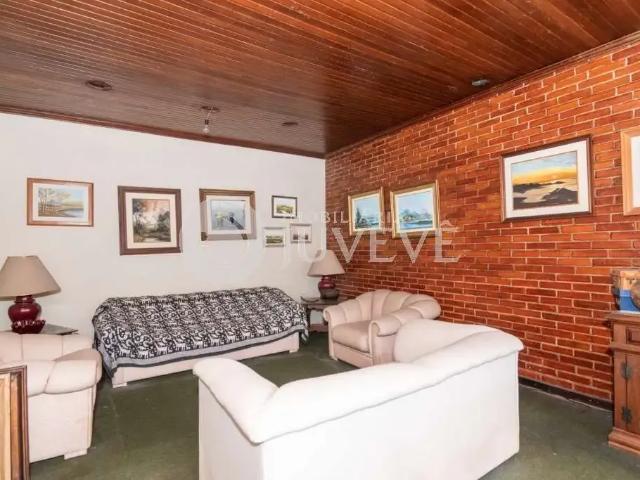 Casa / Sobrado para Venda em Curitiba/PR Mercês 4 Quartos