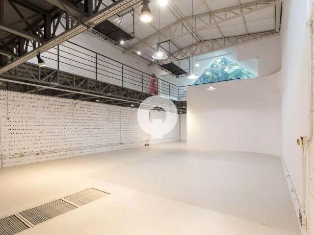 Casa / Sobrado para Venda em Curitiba/PR Mercês 1 Quartos