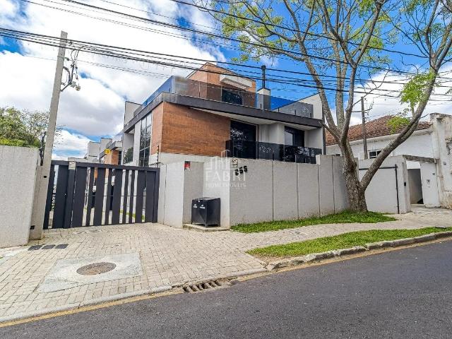 Casa / Sobrado para Venda em Curitiba/PR Mercês 3 Quartos