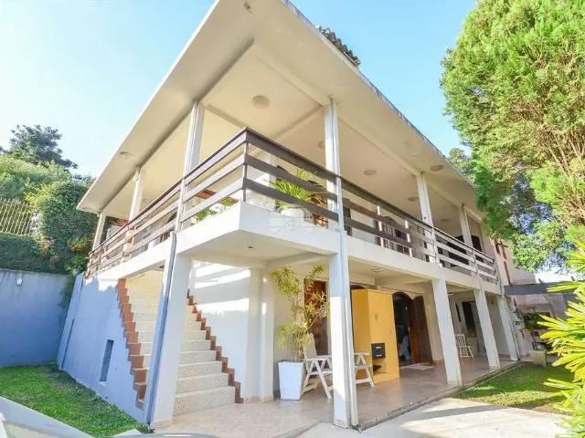 Casa / Sobrado para Venda em Curitiba/PR Mercês 3 Quartos