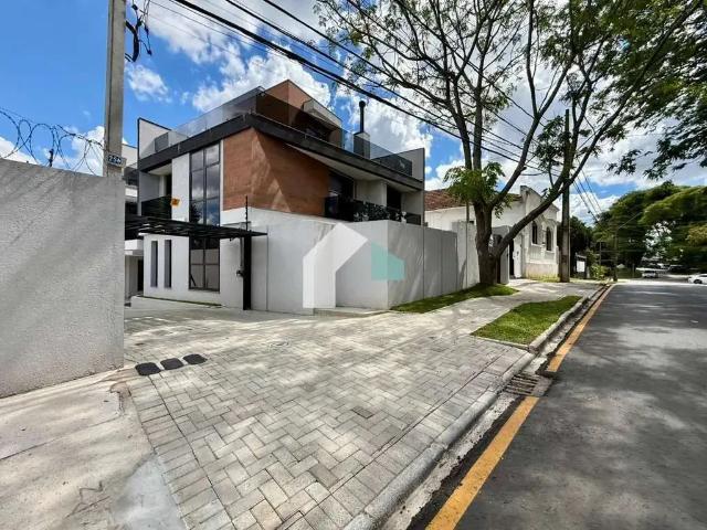 Casa / Sobrado para Venda em Curitiba/PR Mercês 3 Quartos