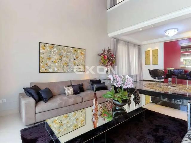 Casa / Sobrado para Venda em Curitiba/PR Mossunguê 4 Quartos