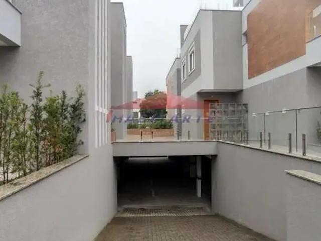 Casa / Sobrado para Venda em Curitiba/PR Mossunguê 3 Quartos