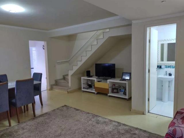 Casa / Sobrado para Venda em Curitiba/PR Novo Mundo 3 Quartos