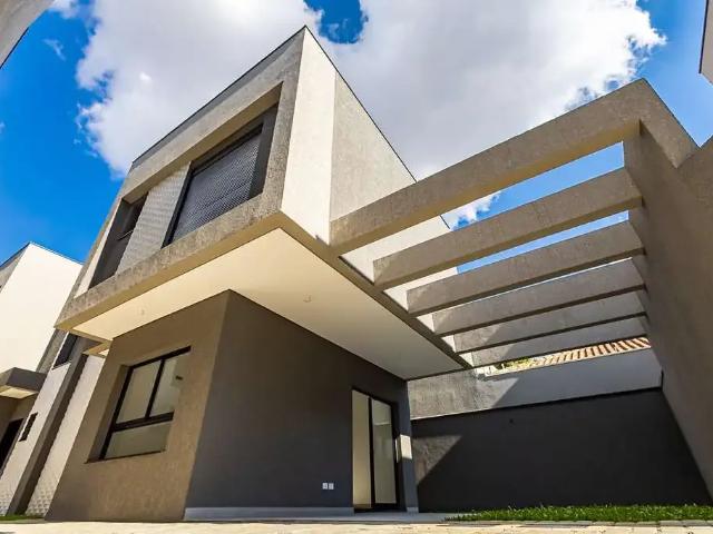 Casa / Sobrado para Venda em Curitiba/PR Novo Mundo 3 Quartos
