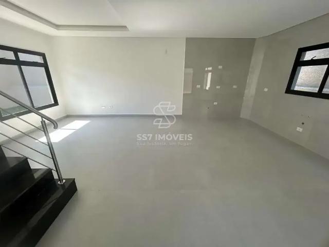 Casa / Sobrado para Venda em Curitiba/PR Novo Mundo 3 Quartos