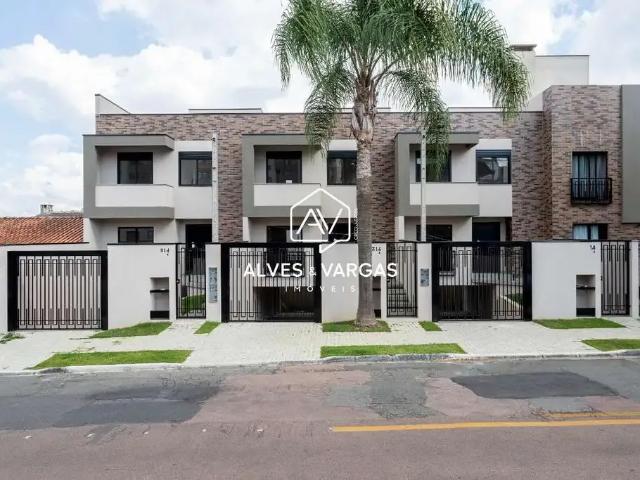 Casa / Sobrado para Venda em Curitiba/PR Novo Mundo 3 Quartos