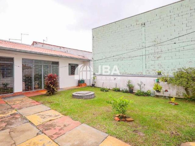 Casa / Sobrado para Venda em Curitiba/PR Novo Mundo 3 Quartos