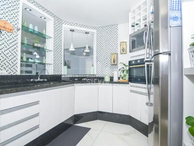 Casa / Sobrado para Venda em Curitiba/PR Novo Mundo 3 Quartos