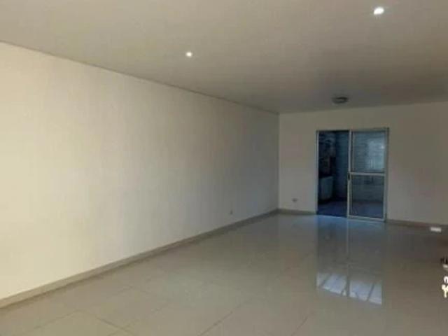 Casa / Sobrado para Venda em Curitiba/PR Novo Mundo 3 Quartos