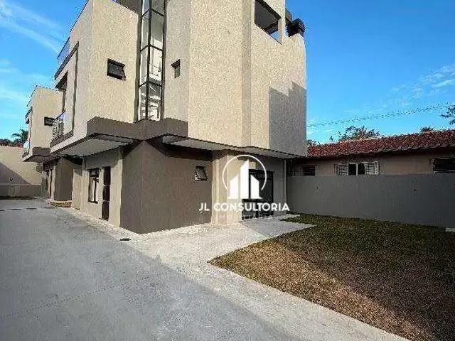 Casa / Sobrado para Venda em Curitiba/PR Novo Mundo 3 Quartos