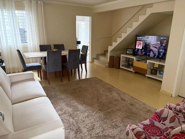 Casa / Sobrado para Venda em Curitiba/PR Novo Mundo 3 Quartos