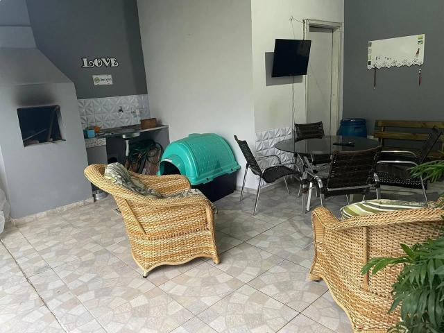 Casa / Sobrado para Venda em Curitiba/PR Novo Mundo 3 Quartos