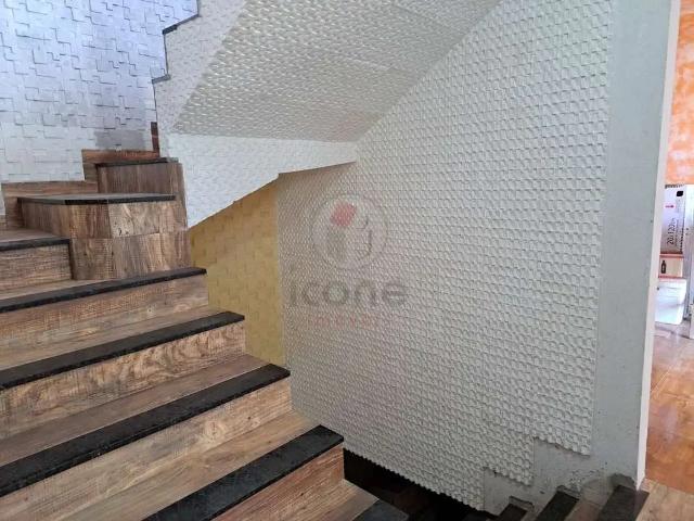 Casa / Sobrado para Venda em Curitiba/PR Novo Mundo 3 Quartos