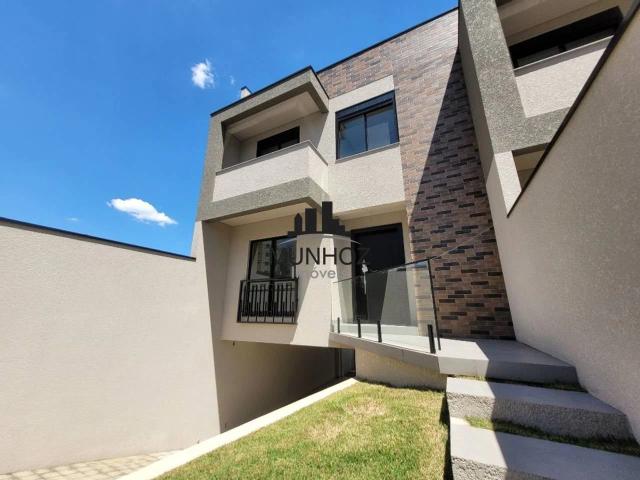 Casa / Sobrado para Venda em Curitiba/PR Novo Mundo 3 Quartos