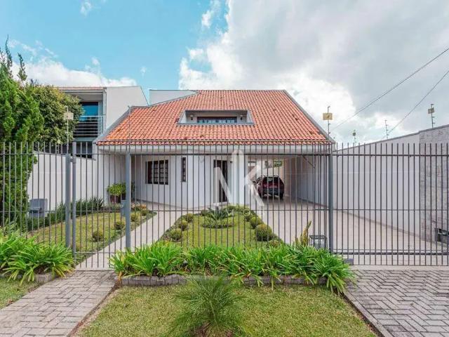 Casa / Sobrado para Venda em Curitiba/PR Novo Mundo 3 Quartos