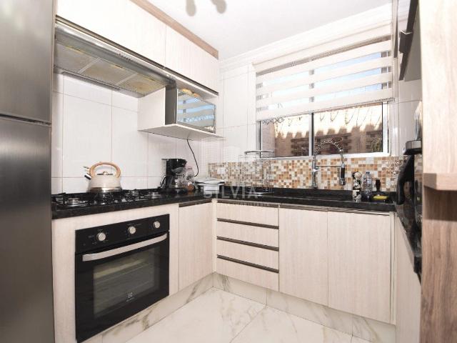 Casa / Sobrado para Venda em Curitiba/PR Novo Mundo 3 Quartos