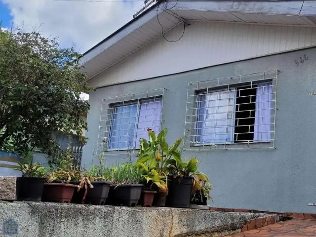 Casa / Sobrado para Venda em Curitiba/PR Novo Mundo 3 Quartos