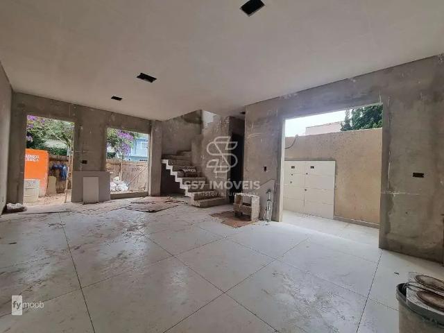 Casa / Sobrado para Venda em Curitiba/PR Novo Mundo 3 Quartos