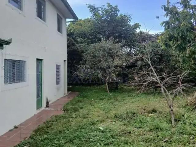 Casa / Sobrado para Venda em Curitiba/PR Novo Mundo