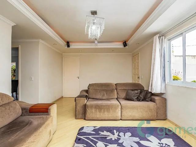 Casa / Sobrado para Venda em Curitiba/PR Novo Mundo 4 Quartos