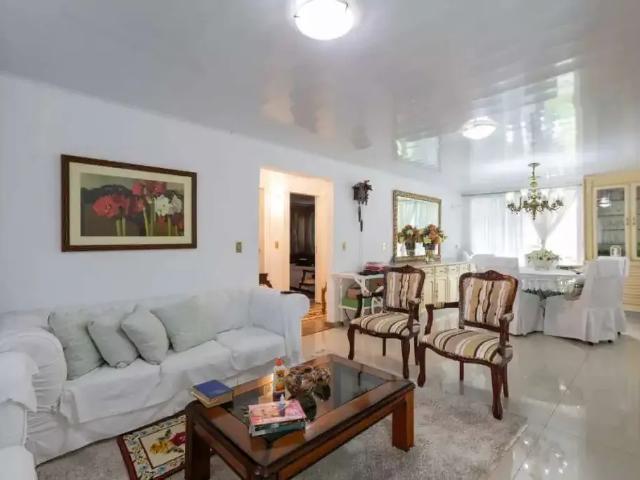 Casa / Sobrado para Venda em Curitiba/PR Atuba 2 Quartos