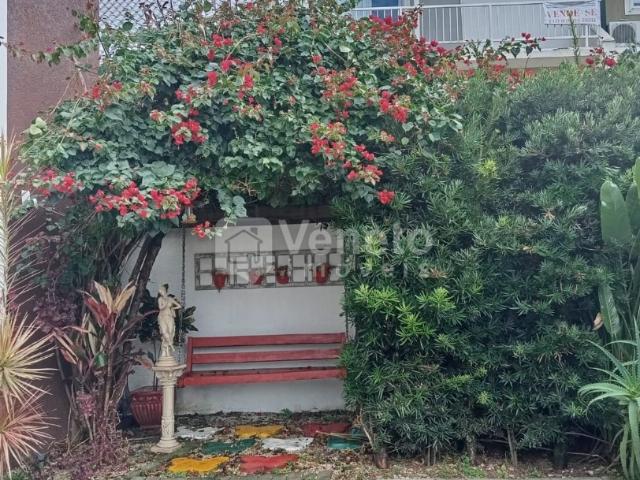 Casa / Sobrado para Venda em Curitiba/PR Atuba 3 Quartos