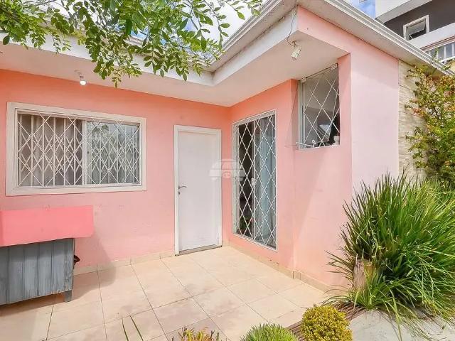 Casa / Sobrado para Venda em Curitiba/PR Atuba 4 Quartos