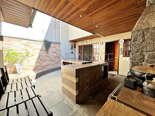Casa / Sobrado para Venda em Curitiba/PR Abranches 3 Quartos