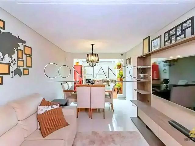 Casa / Sobrado para Venda em Curitiba/PR Água Verde 3 Quartos