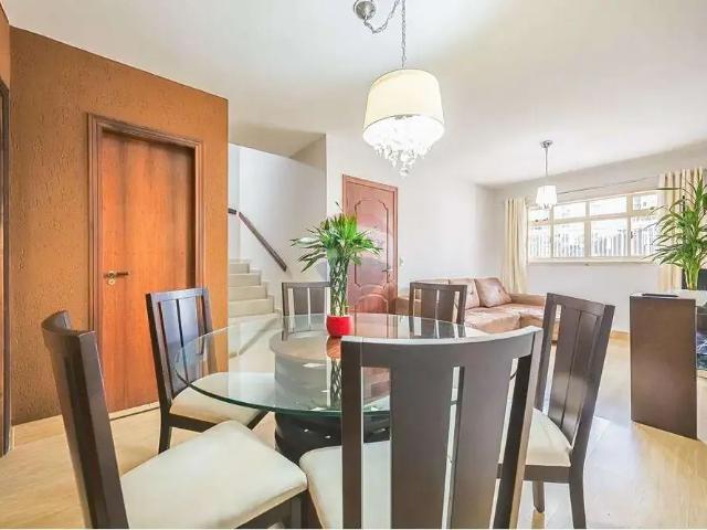 Casa / Sobrado para Venda em Curitiba/PR Água Verde 3 Quartos