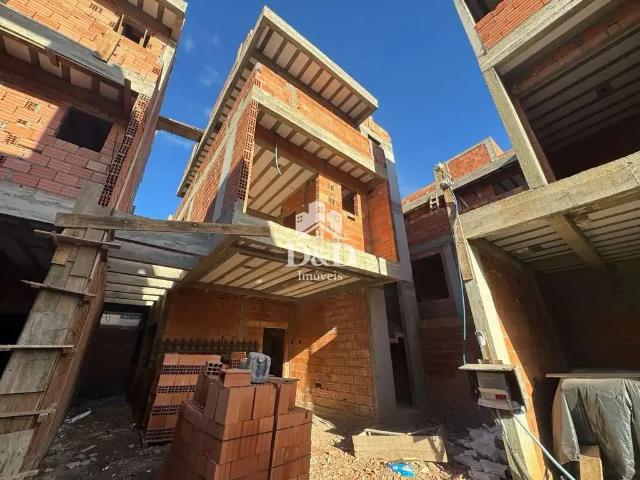 Casa / Sobrado para Venda em Curitiba/PR Água Verde 3 Quartos
