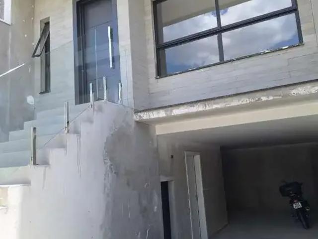 Casa / Sobrado para Venda em Curitiba/PR Água Verde 3 Quartos