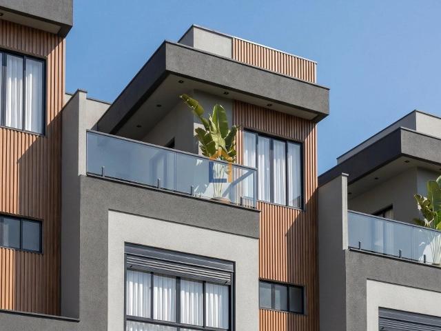 Casa / Sobrado para Venda em Curitiba/PR Água Verde 3 Quartos
