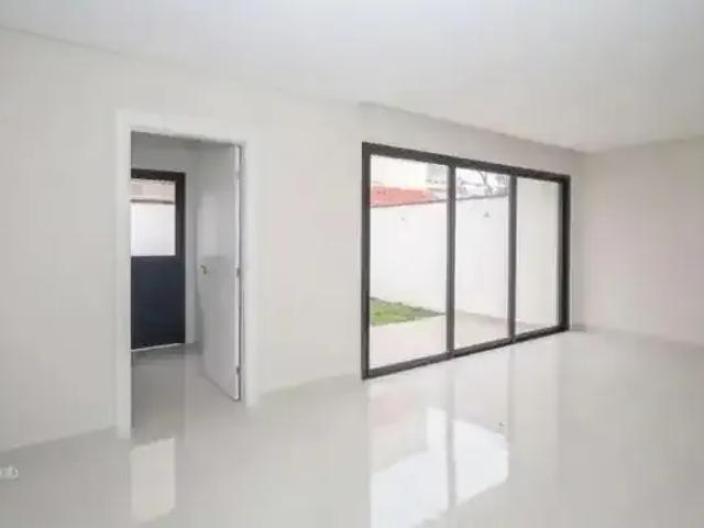 Casa / Sobrado para Venda em Curitiba/PR Água Verde 3 Quartos