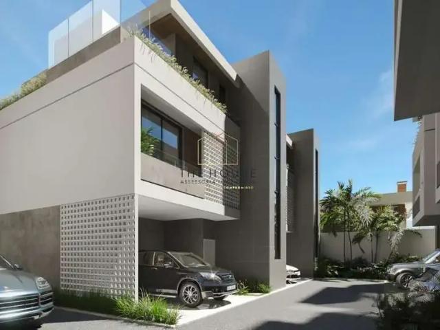 Casa / Sobrado para Venda em Curitiba/PR Água Verde 3 Quartos