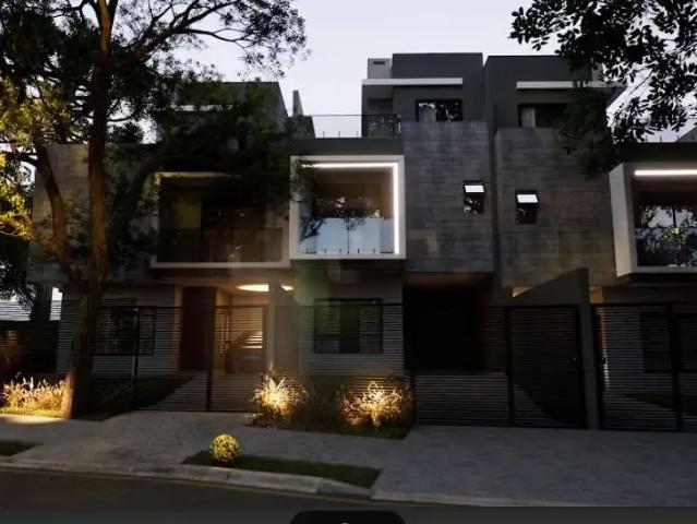 Casa / Sobrado para Venda em Curitiba/PR Água Verde 3 Quartos
