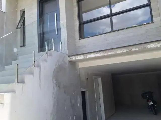 Casa / Sobrado para Venda em Curitiba/PR Água Verde 3 Quartos